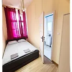 Apartamento Souvenirappart Wilenska 9m10 *